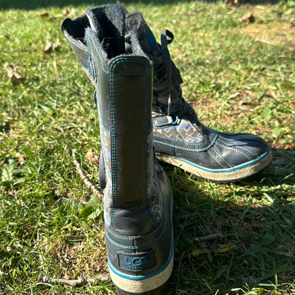 Ugg Australia Baroness Gray Blue Nordic Snow Flake Fall Winter Boots 8 - Picture 3 of 3